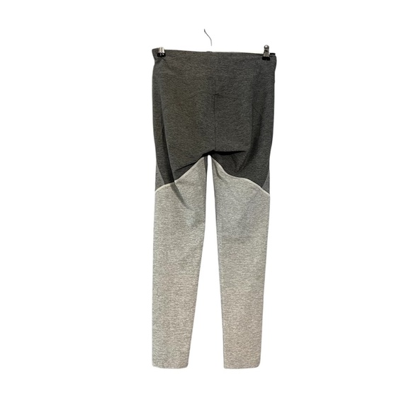 Women’s Outdoor Voices High Rise Gray Colorblock Size Medium Leggings - Picture 2 of 8